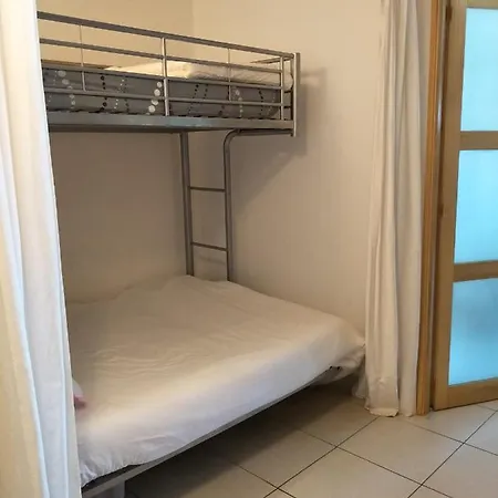 Appartement Face A La Plage Saint-Raphaël Exterior foto