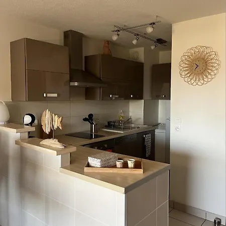 Appartement Face A La Plage Saint-Raphaël Exterior foto